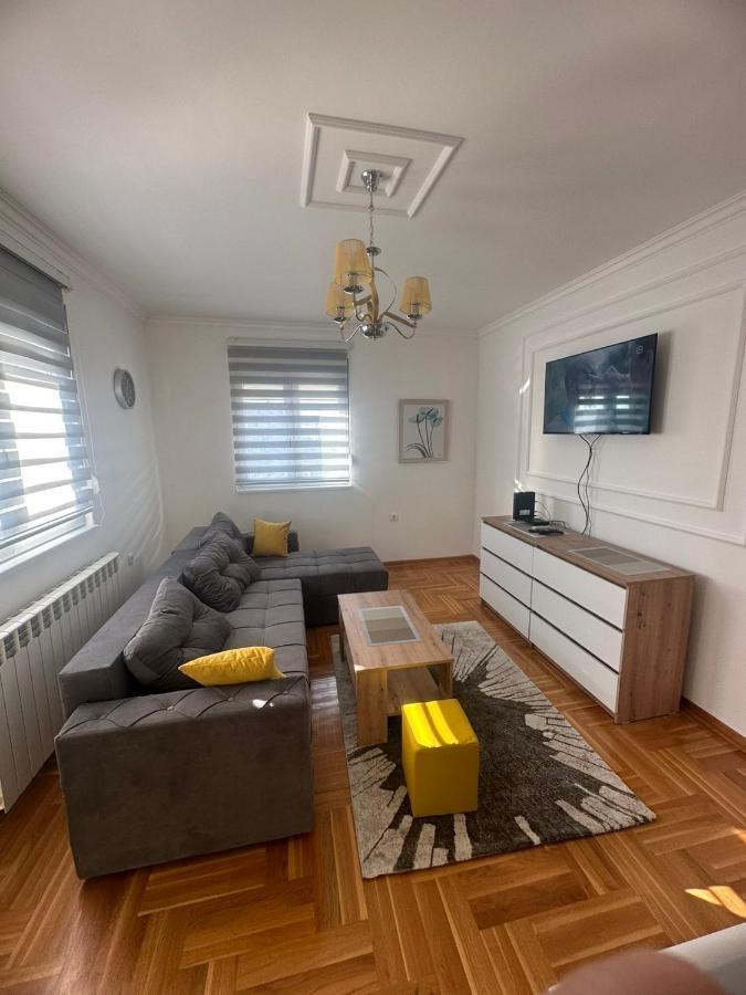 Apartamento Port 2 Belgrado Exterior foto